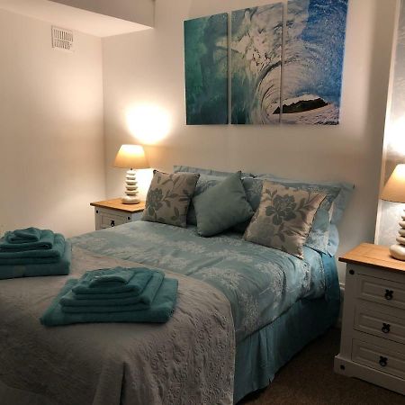 Hidden Treasure Apartment New Quay Екстериор снимка